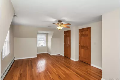 26 Bayview Avenue, Massapequa, NY 11758 - Photo 18