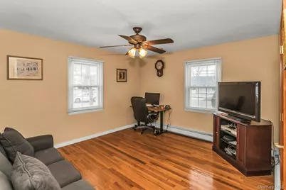 26 Bayview Avenue, Massapequa, NY 11758 - Photo 14