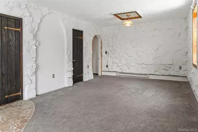 378 Broadway 9W #1, Esopus, NY 12487 - Photo 16