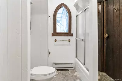 378 Broadway 9W #1, Esopus, NY 12487 - Photo 8