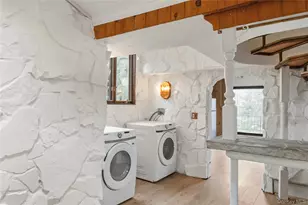 378 Broadway 9W, Esopus, NY 12487 - Photo 10