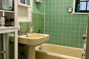 1530 Archer Rd, Bronx, NY 10462 - Photo 12