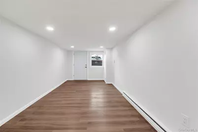 2814 Bruner Avenue, Bronx, NY 10469 - Photo 20