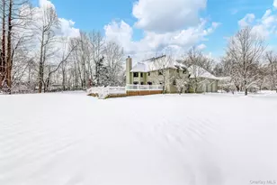 25 Coe Farm Rd, Suffern, NY 10901 - Photo 24
