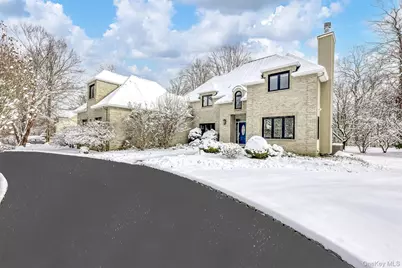 25 Coe Farm Road, Suffern, NY 10901 - Photo 2