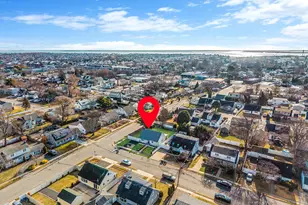 616 Kenmore Ave, Copiague, NY 11726 - Photo 46