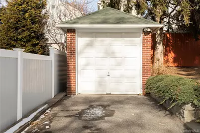 77 Buckley Street, Bronx, NY 10464 - Photo 34