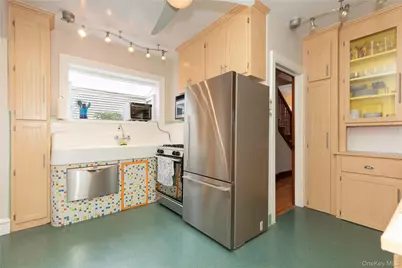 77 Buckley Street, Bronx, NY 10464 - Photo 10