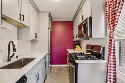 66 Manville Road #4, Pleasantville, NY 10570 - Photo 12