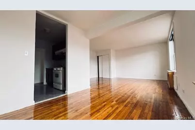 144-30 Roosevelt Avenue #617, Flushing, NY 11354 - Photo 4