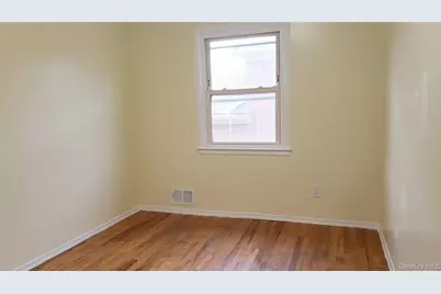 15-39 208 Street #2 Fl., Bayside, NY 11360 - Photo 4