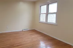 15-39 208th St, Bayside, NY 11360 - Photo 6