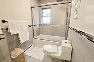 112 Crescent Dr, Searingtown, NY 11507 - Photo 20