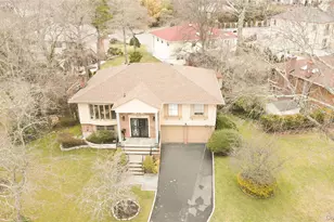 112 Crescent Dr, Searingtown, NY 11507 - Photo 42