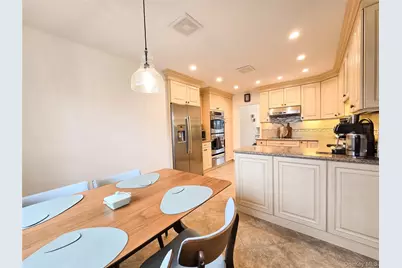 112 Crescent Drive, Searingtown, NY 11507 - Photo 12