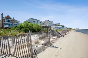 676 Dune Rd, Westhampton Dunes, NY 11978 - Photo 20