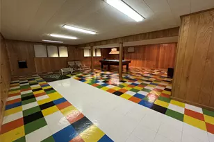 19 Flamingo Rd, East Hills, NY 11576 - Photo 26