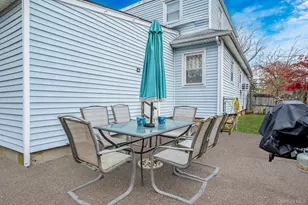 21 S Summit Ave, Patchogue, NY 11772 - Photo 26