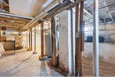 21 S Summit Avenue, Patchogue, NY 11772 - Photo 20