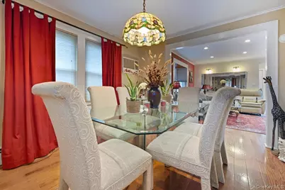 307 Frederick Avenue, Bellmore, NY 11710 - Photo 8