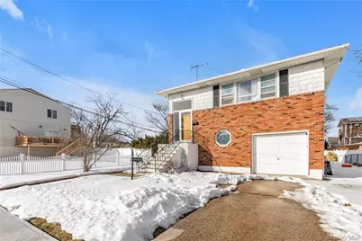 26 Lancaster Road, Island Park, NY 11558 - Photo 24