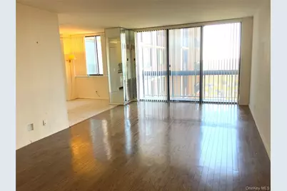 27010 Grand Central Parkway #22S, Floral Park, NY 11005 - Photo 4