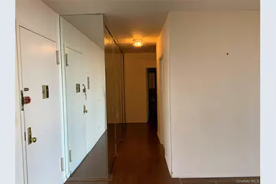 27010 Grand Central Parkway #22S, Floral Park, NY 11005 - Photo 8