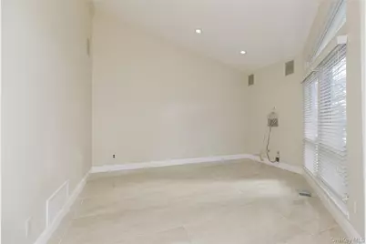 1 Tiffany Circle, Manhasset, NY 11030 - Photo 16