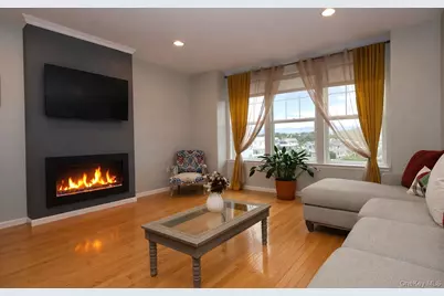 1210 Hawthorn Way, New Windsor, NY 12553 - Photo 6