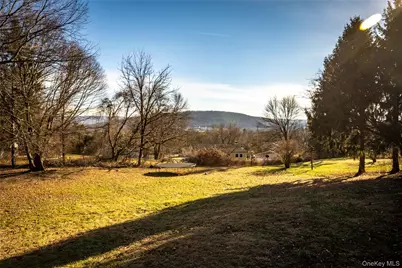 76 Derick Drive, Fishkill, NY 12524 - Photo 4