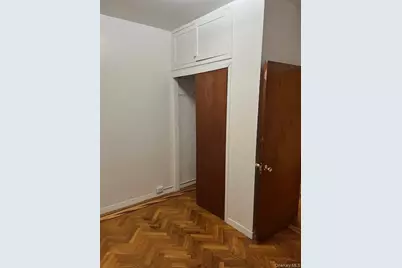 36-03 28 Avenue #2R, Astoria, NY 11103 - Photo 2