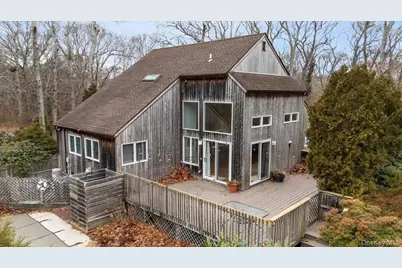 98 Squiretown Road, Hampton Bays, NY 11946 - Photo 2