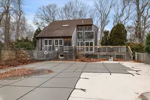 98 Squiretown Rd, Hampton Bays, NY 11946 - Photo 36