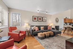 98 Squiretown Rd, Hampton Bays, NY 11946 - Photo 8