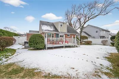 867 Duncan Drive, Westbury, NY 11590 - Photo 16