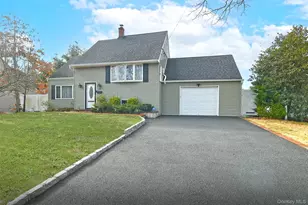 17 Pinetree Rd, South Huntington, NY 11746 - Photo 28