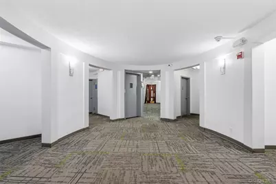 154 Pearsall Dr #1E, Mount Vernon, NY 10552 - Photo 14