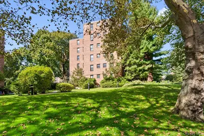 154 Pearsall Dr #1E, Mount Vernon, NY 10552 - Photo 26