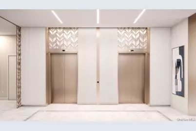 136-18 Maple Avenue #19G, Flushing, NY 11355 - Photo 8