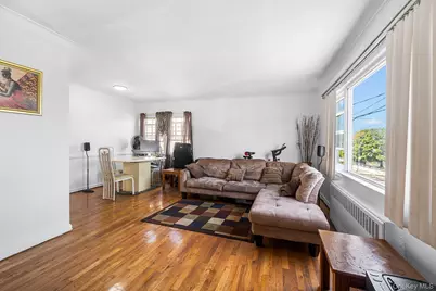 2711 Deerfield Road, Far Rockaway, NY 11691 - Photo 26