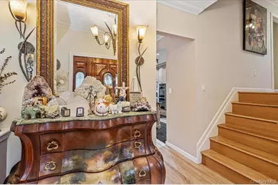 264-47 Grand Central Parkway, Flushing, NY 11362 - Photo 4