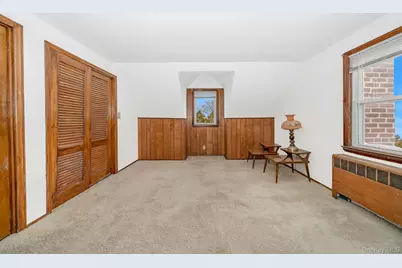 2 Parkview Place, Elmont, NY 11003 - Photo 16