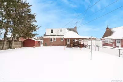 2 Parkview Place, Elmont, NY 11003 - Photo 24