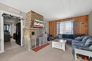 4 Chapel St, Ellenville, NY 12428 - Photo 28