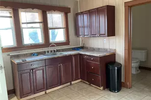 76 Lawrence Ave, New Windsor, NY 12553 - Photo 14