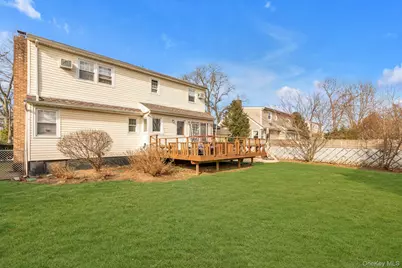 1815 Schermerhorn Street, Merrick, NY 11566 - Photo 20