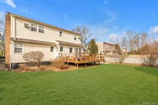 1815 Schermerhorn St, Merrick, NY 11566 - Photo 20