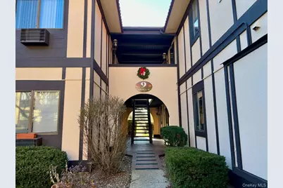 9 Loudon Drive #6, Fishkill, NY 12524 - Photo 1