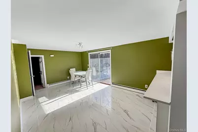 32 Sterling Drive, Lake Grove, NY 11755 - Photo 6