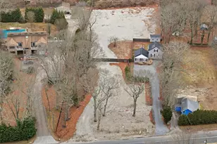 60 Frowein Rd, Center Moriches, NY 11934 - Photo 36